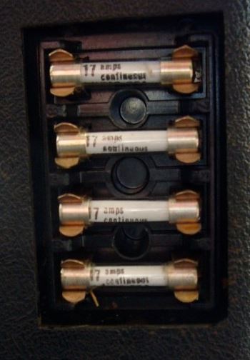 fuses.JPG